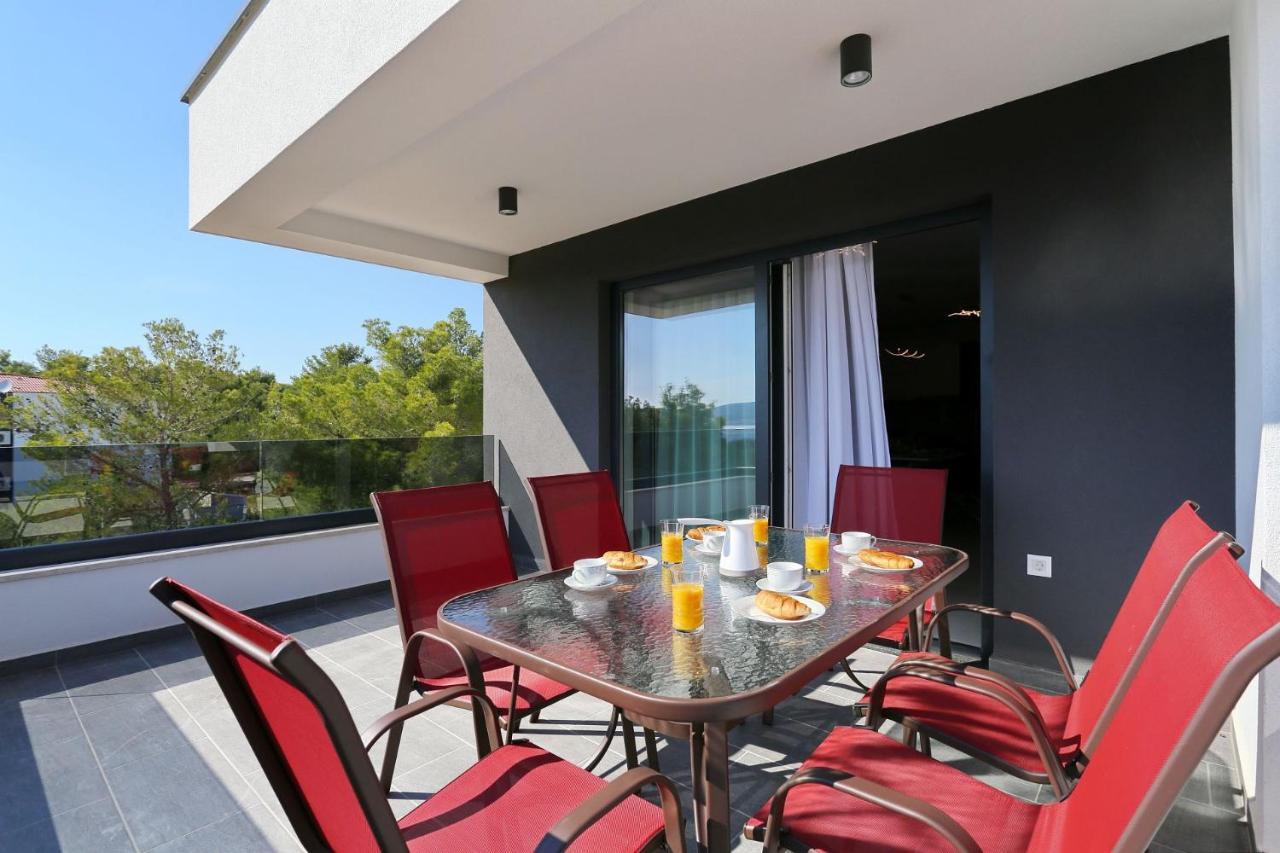 Villa Ankora 1 With Heated Pool Biograd Na Moru Exteriör bild