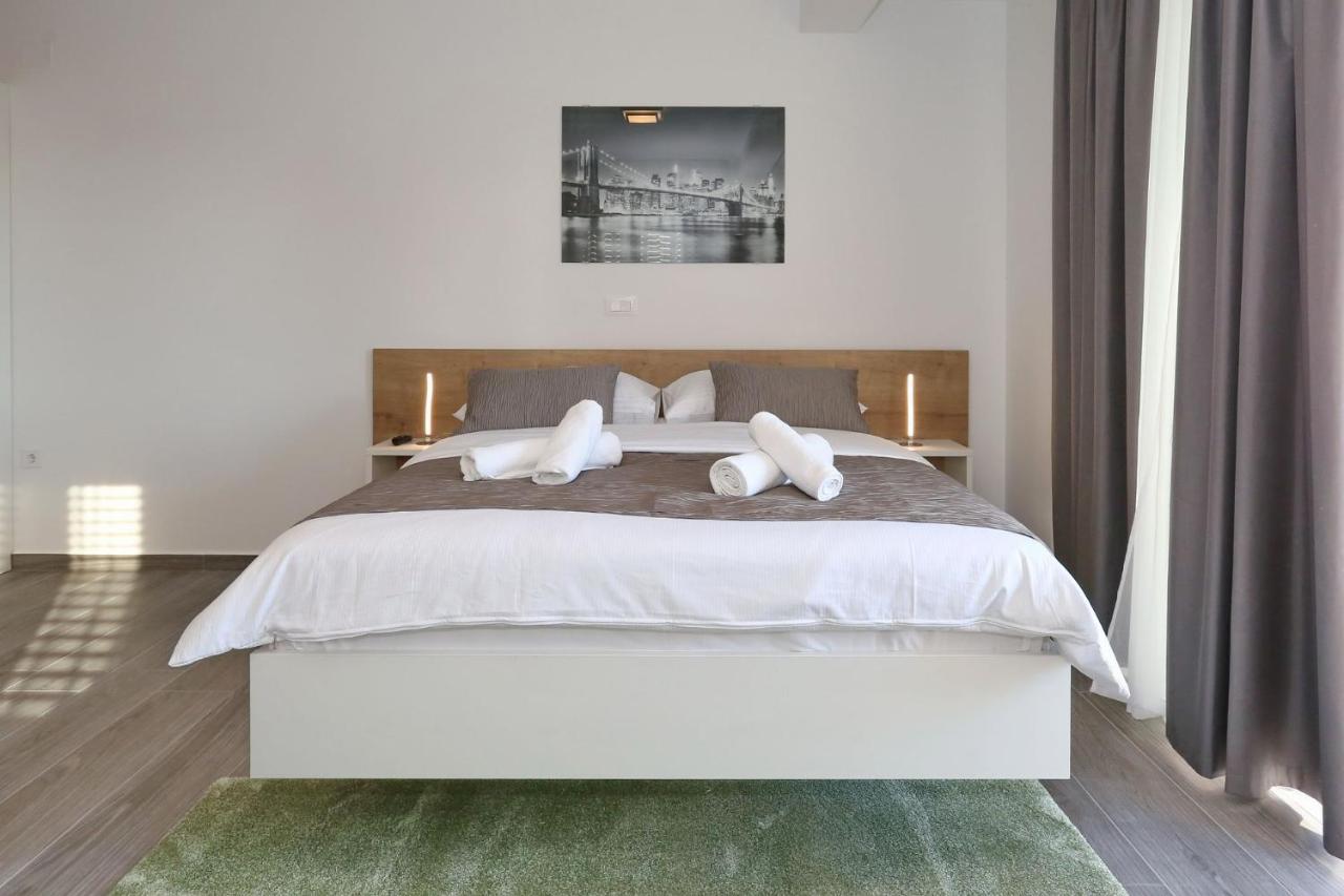 Villa Ankora 1 With Heated Pool Biograd Na Moru Exteriör bild
