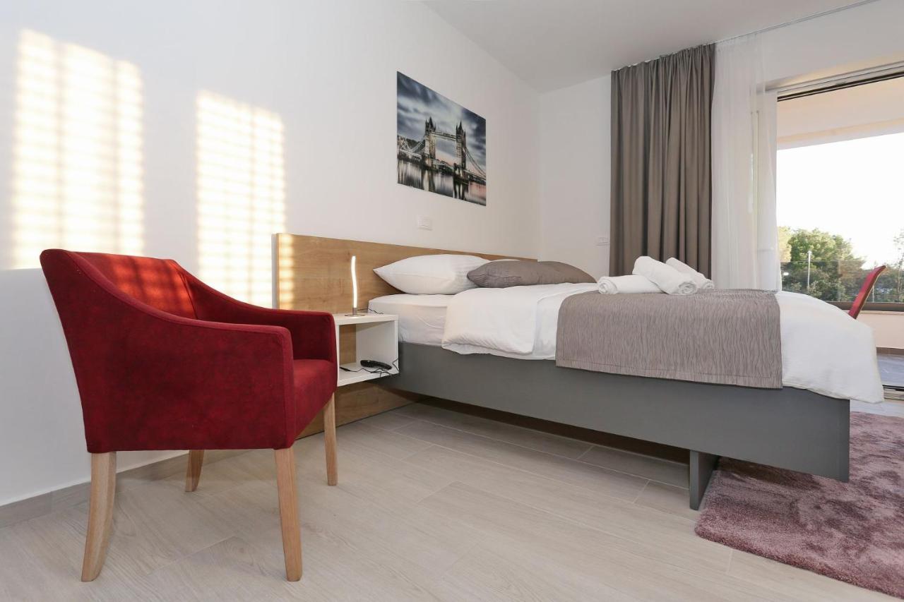 Villa Ankora 1 With Heated Pool Biograd Na Moru Exteriör bild