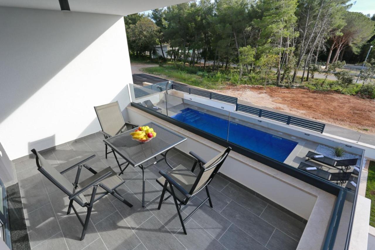 Villa Ankora 1 With Heated Pool Biograd Na Moru Exteriör bild